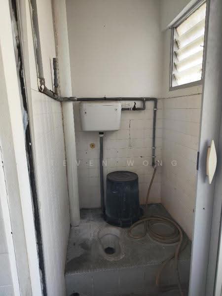 Pangsapuri untuk Dijual di Taman Megah Cheras Apartment - Steven Wong - Bathroom - PropertyGuru.com.my