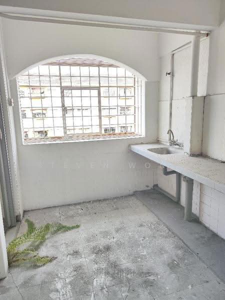Pangsapuri untuk Dijual di Taman Megah Cheras Apartment - Steven Wong - Balcony - PropertyGuru.com.my