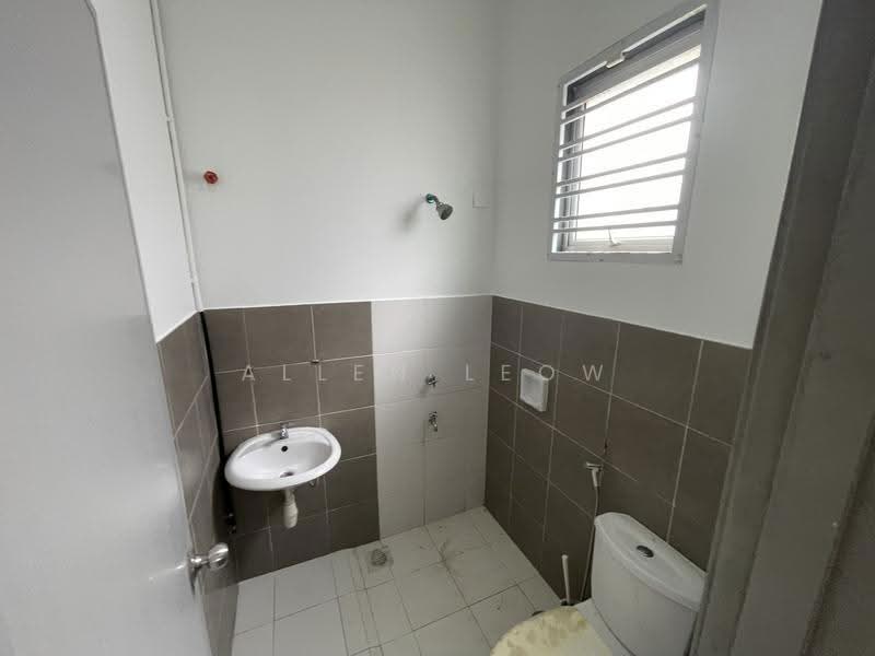 2-storey Terraced House for Sale in Setia Eco Gardens (Gelang Patah) - Allen Leow - Bathroom - PropertyGuru.com.my