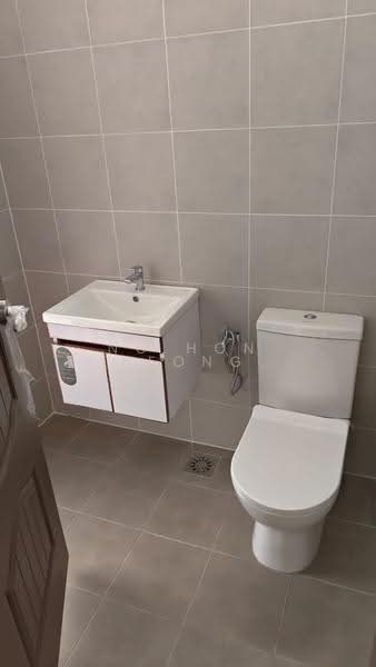 3-storey Terraced House for Sale in Ampang Jaya (Ampang) - Ng Hon Keong - Bathroom - PropertyGuru.com.my