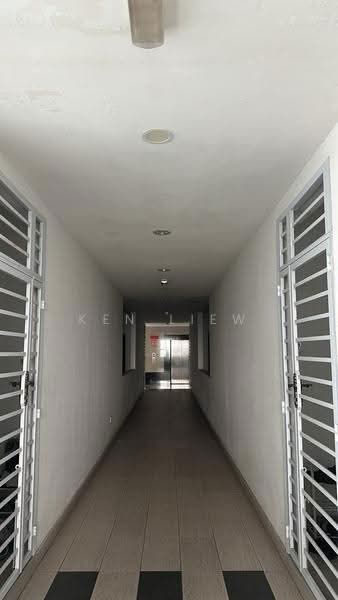 Apartment for Sale at Austin Regency (Pangsapuri Austin Perdana) - Ken Liew - Corridor - PropertyGuru.com.my