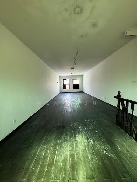 Shop / Office for Rent in Tengkera (Melaka City) - Dicson Loh Wen Jiun - Corridor - PropertyGuru.com.my