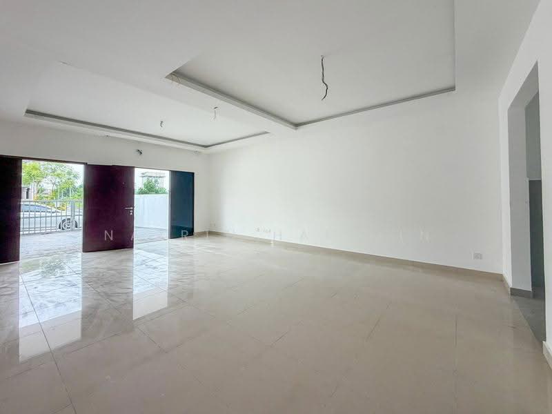 2-storey Terraced House for Sale in Bandar Baru Kundang (Rawang) - Nazrin Hakimin - Entrance - PropertyGuru.com.my