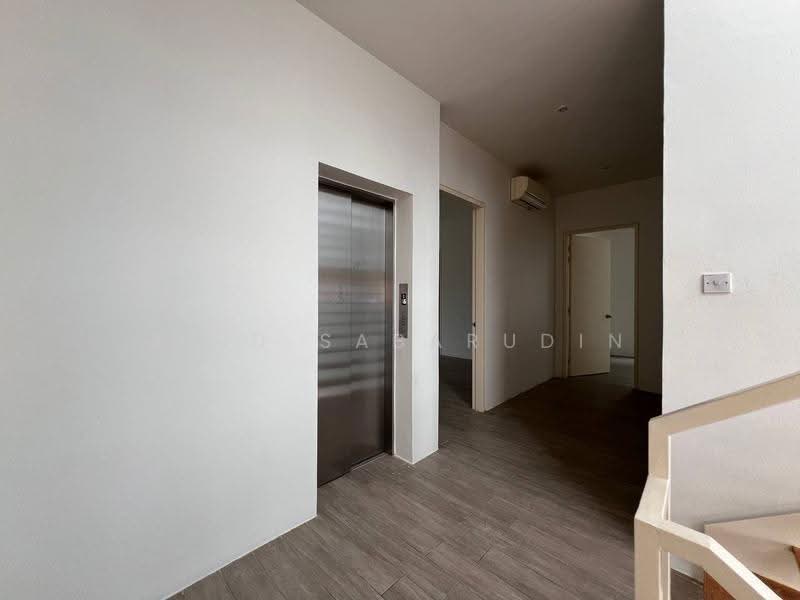 Corridor