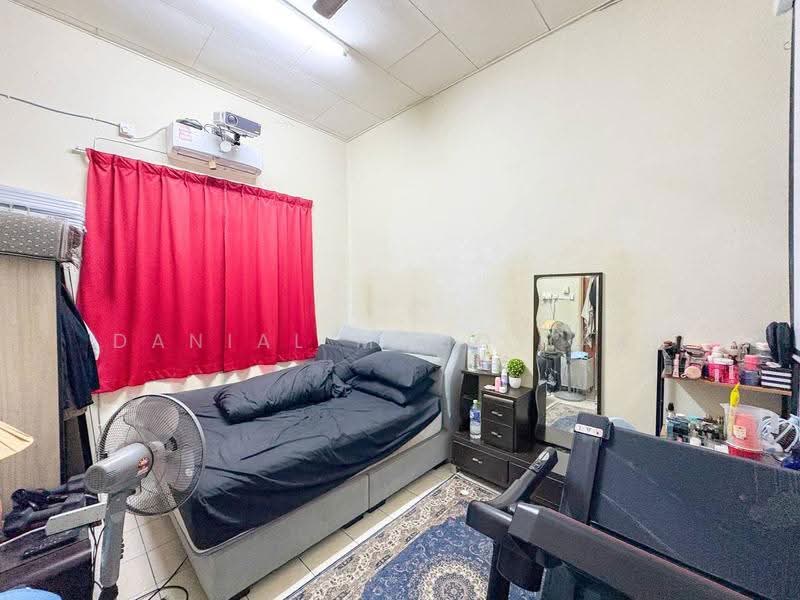 Bungalow House for Sale in Bandar Sri Sendayan (Negeri Sembilan) - Danial Mohd Zaki - PropertyGuru.com.my