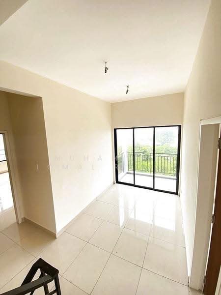 Terraced House for Sale in Gombak (Selangor) - Muhammad Iqmal Rahiman - Balcony - PropertyGuru.com.my