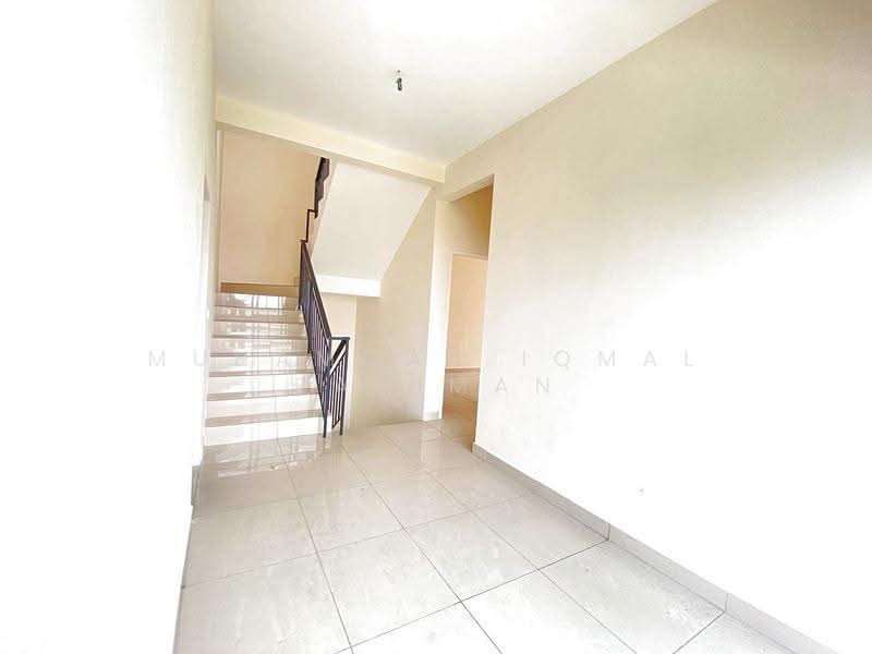 Terraced House for Sale in Gombak (Selangor) - Muhammad Iqmal Rahiman - Entrance - PropertyGuru.com.my