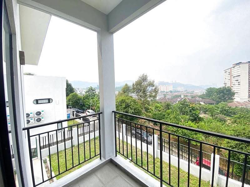 Terraced House for Sale in Gombak (Selangor) - Muhammad Iqmal Rahiman - Balcony - PropertyGuru.com.my