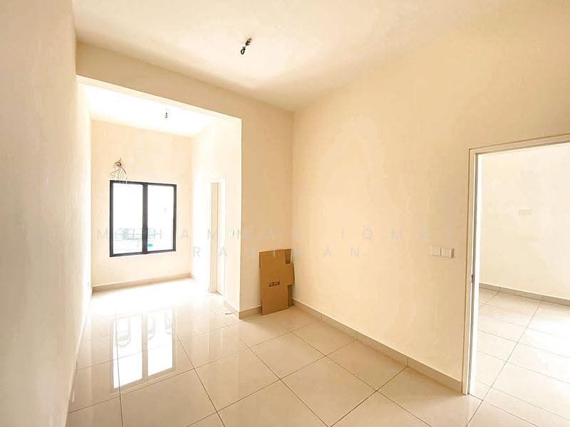 Terraced House for Sale in Gombak (Selangor) - Muhammad Iqmal Rahiman - Living Room - PropertyGuru.com.my