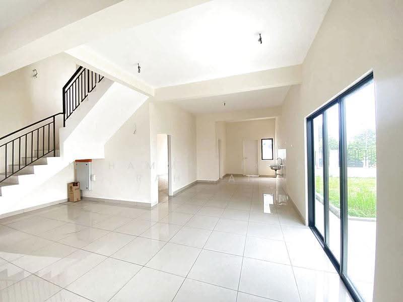 Terraced House for Sale in Gombak (Selangor) - Muhammad Iqmal Rahiman - Living Room - PropertyGuru.com.my