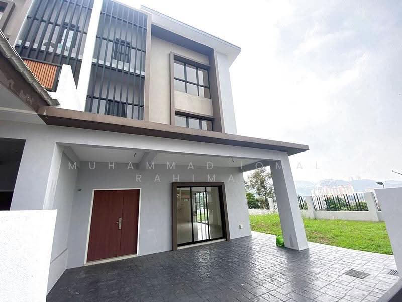 Terraced House for Sale in Gombak (Selangor) - Muhammad Iqmal Rahiman - Exterior - PropertyGuru.com.my