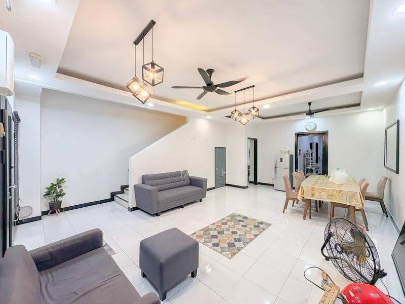 2-storey Terraced House for Sale in Seksyen 33 (Shah Alam) - Danial Mohd Zaki - PropertyGuru.com.my
