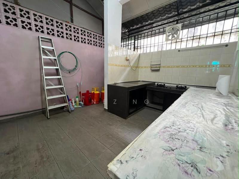 Rumah Teres 1-Tingkat untuk Dijual di Iskandar Puteri (Nusajaya) (Johor) - Inez Ng - Kitchen - PropertyGuru.com.my