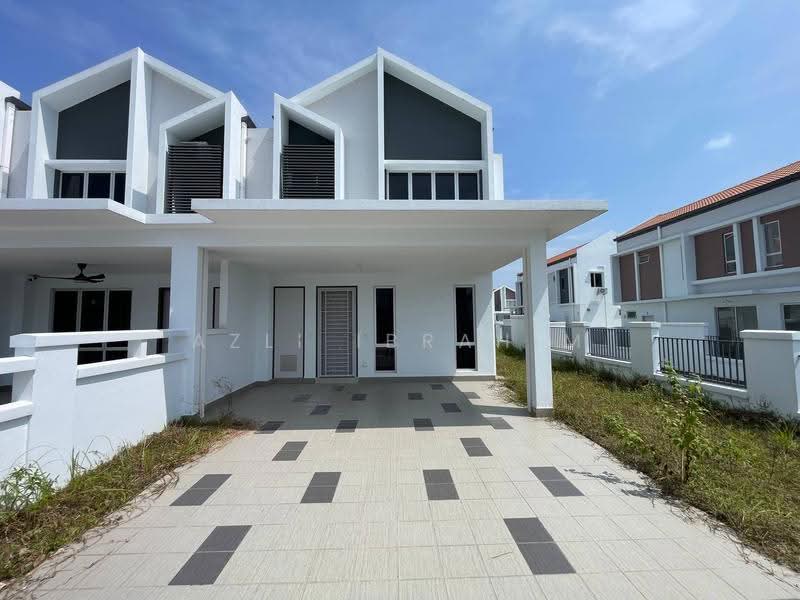 Rumah Teres 2-Tingkat untuk Dijual di Alam Sari (Bangi) - Azli Ibrahim - Exterior - PropertyGuru.com.my