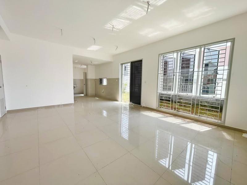 Rumah Teres 2-Tingkat untuk Dijual di Alam Sari (Bangi) - Azli Ibrahim - Living Room - PropertyGuru.com.my