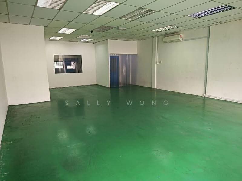 Factory for Rent in Taman Perindustrian Bukit Serdang (Seri Kembangan) - Sally Wong - Interior - PropertyGuru.com.my