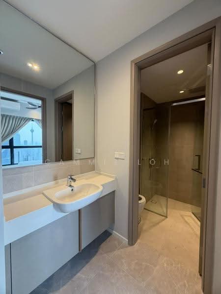 Kediaman Servis untuk Disewa di Skyline Embassy - Cammie Loh - Bathroom - PropertyGuru.com.my