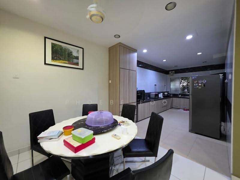 Semi-Detached House for Sale in Nusa Duta (Iskandar Puteri (Nusajaya)) - Phoebe Foo - Dining Room - PropertyGuru.com.my