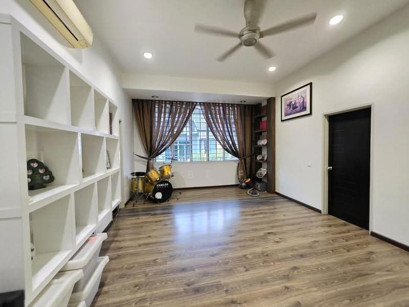 Semi-Detached House for Sale in Nusa Duta (Iskandar Puteri (Nusajaya)) - Phoebe Foo - Living Room - PropertyGuru.com.my