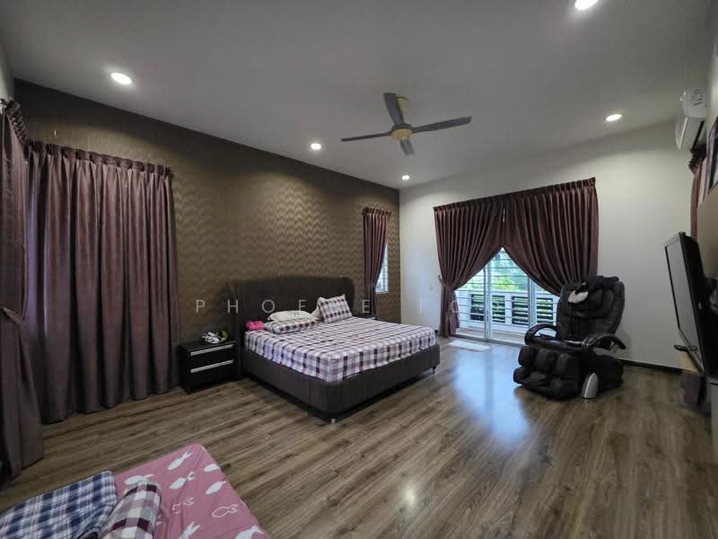 Semi-Detached House for Sale in Nusa Duta (Iskandar Puteri (Nusajaya)) - Phoebe Foo - Bedroom - PropertyGuru.com.my