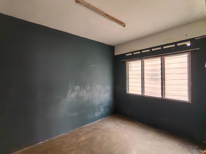 Pangsapuri untuk Dijual di Pangsapuri Aman - Woon . - PropertyGuru.com.my