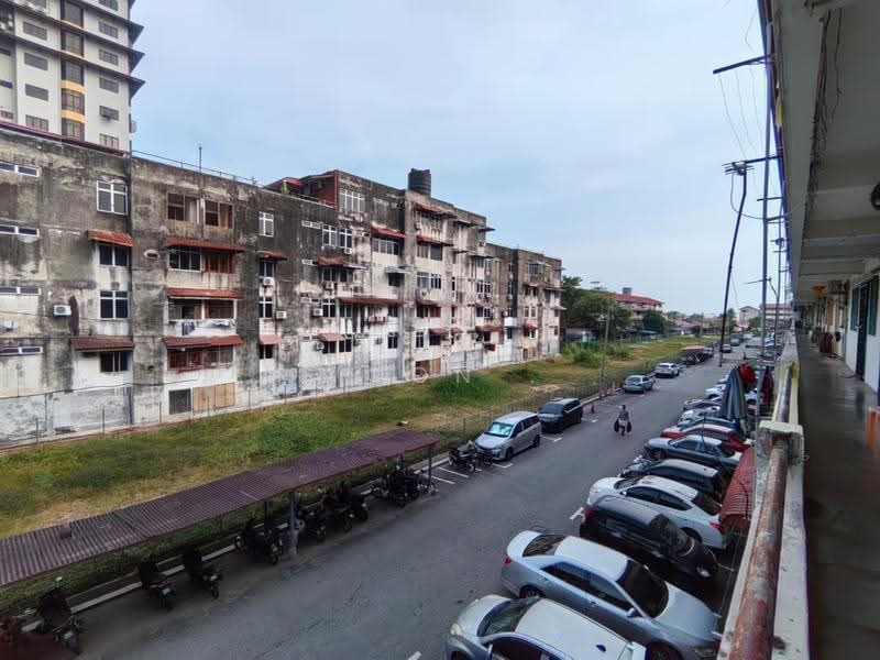Pangsapuri untuk Dijual di Pangsapuri Aman - Woon . - Exterior - PropertyGuru.com.my