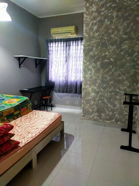 Rumah Teres 2-Tingkat untuk Disewa di Semenyih (Selangor) - Sya Rusli - Bedroom - PropertyGuru.com.my