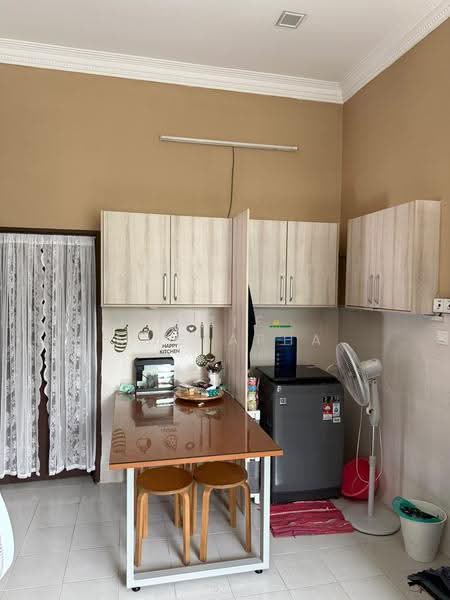 Semi-Detached House for Sale in Bandar Baru Salak Tinggi (Sepang) - Arif Mustapha - Kitchen - PropertyGuru.com.my