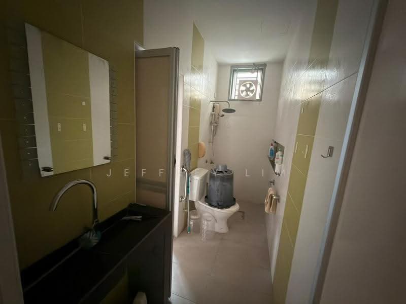 Terraced House for Sale in Taman Desa Tebrau (Tebrau) - Jeffrey Lim - Bathroom - PropertyGuru.com.my