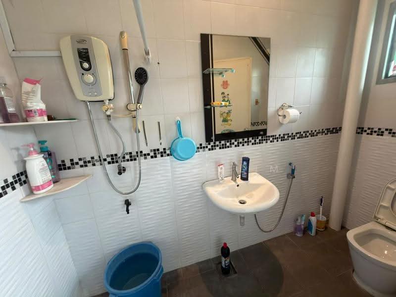 Terraced House for Sale in Taman Desa Tebrau (Tebrau) - Jeffrey Lim - Bathroom - PropertyGuru.com.my