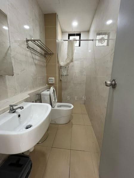 Service Residence for Rent at D'Summit Residences - XY Sen - Bathroom - PropertyGuru.com.my