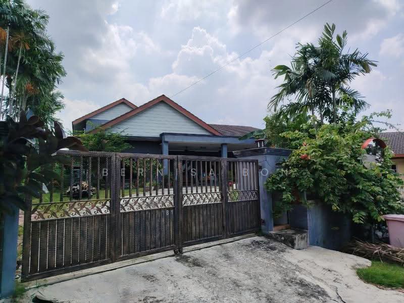 Bungalow House for Sale in SS1 (Petaling Jaya) - Bernisa Bon - Exterior - PropertyGuru.com.my