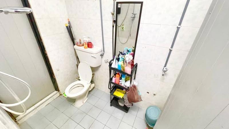 Rumah Teres untuk Dijual di Bandar Baru Sungai Buloh (Sungai Buloh) - Nazrin Hakimin - Bathroom - PropertyGuru.com.my
