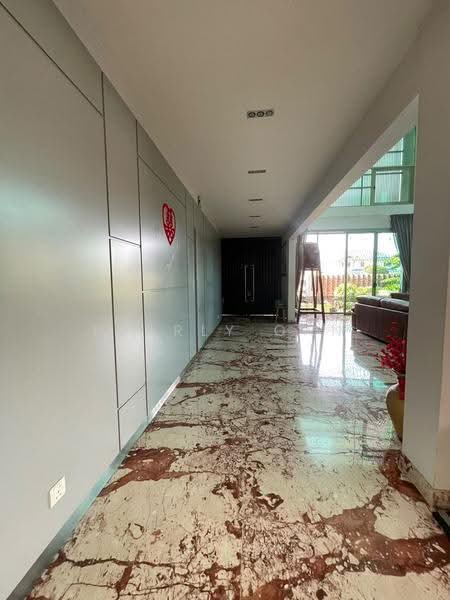 Bungalow House for Sale in Usj 5 (Subang Jaya) - Pearly Gan - Corridor - PropertyGuru.com.my