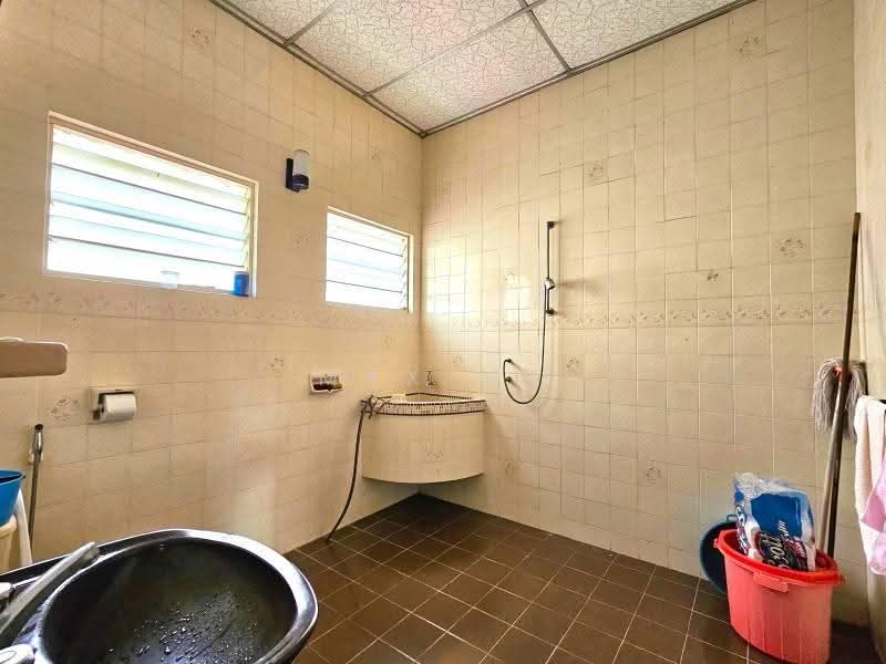 Bungalow House for Sale in Pulau Tikus (Penang) - Max Ng - Bathroom - PropertyGuru.com.my
