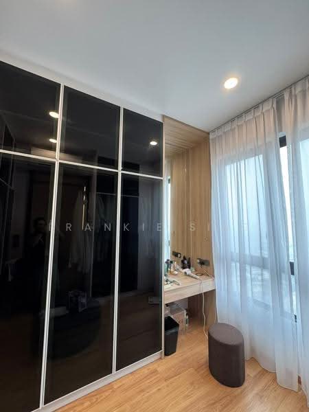Kediaman Servis untuk Dijual di East Parc @ Manjalara - Frankie Sing - Bedroom - PropertyGuru.com.my