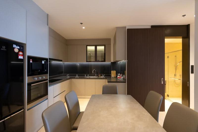 Service Residence for Sale at Marriott Residence @ Gurney - Sam Kam - Kitchen - PropertyGuru.com.my