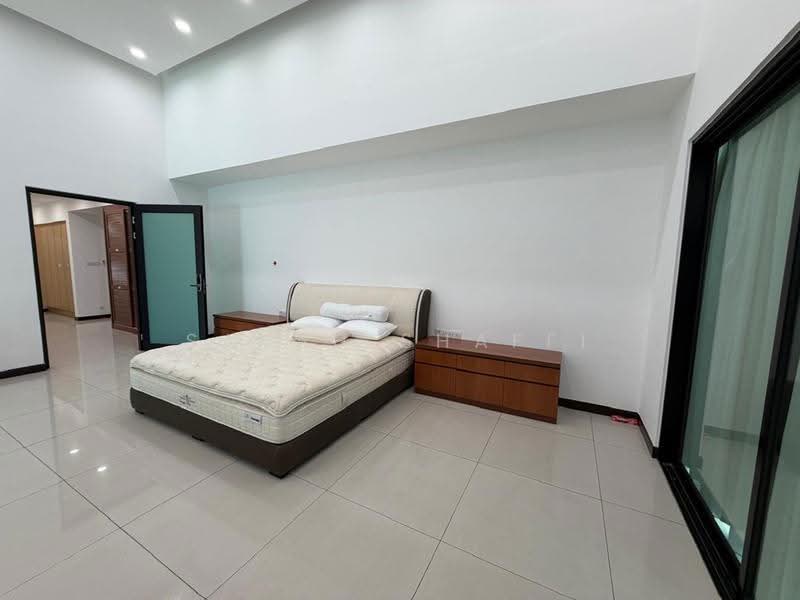 Bungalow House for Sale in Leisure Farm (Gelang Patah) - Sarah Shaffi - PropertyGuru.com.my
