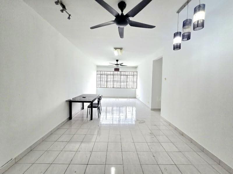 Apartment for Sale at Taman Bukit Pelangi - Nazrin Hakimin - Dining Room - PropertyGuru.com.my