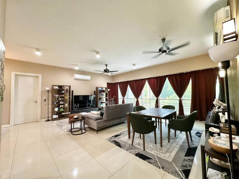 Kondominium untuk Dijual di Surian Residences - Norhafiz Bin Mohd Nor - Living Room - PropertyGuru.com.my