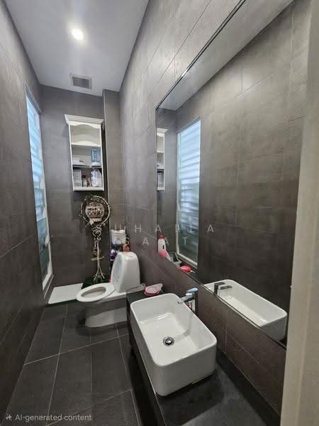 Bungalow House for Sale in Denai Alam (Shah Alam) - Suhaila Saat - Bathroom - PropertyGuru.com.my
