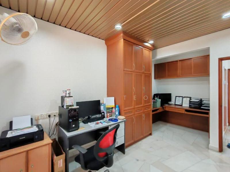 2-storey Terraced House for Sale in Jelutong (Penang) - Chris Teoh - Study - PropertyGuru.com.my