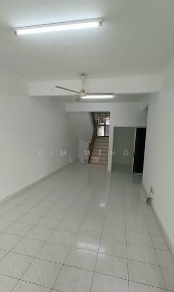 1.5-storey Terraced House for Rent in Taman Bukit Maluri (Kepong) - Kim Meng Lew - Living Room - PropertyGuru.com.my
