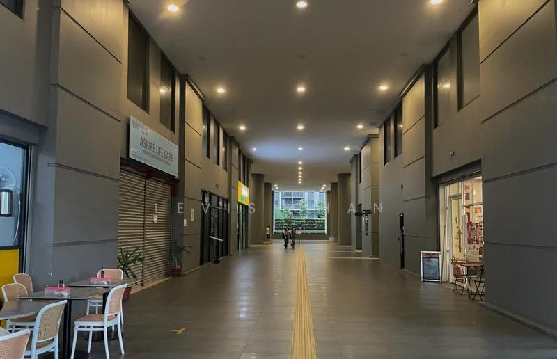 Kedai / Pejabat untuk Disewa di Seri Kembangan (Selangor) - Levis Chan - Corridor - PropertyGuru.com.my