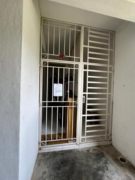 Kondominium untuk Dijual di Ferringhi Delima Condominium - Alex Ho - Entrance - PropertyGuru.com.my