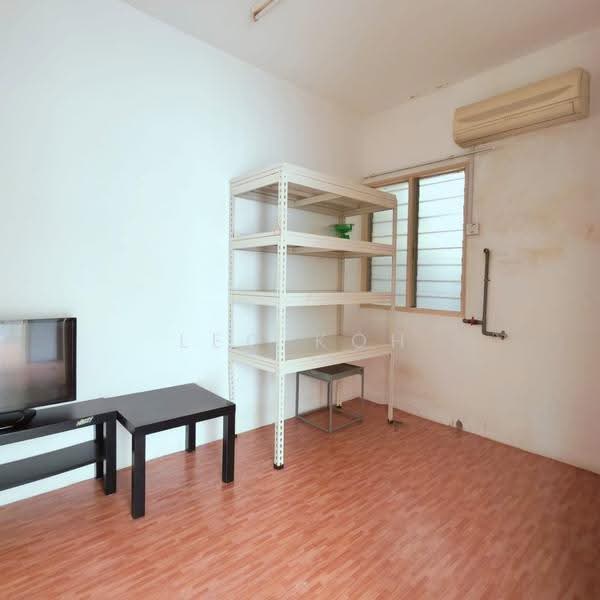 Pangsapuri untuk Disewa di Pangsapuri Seri Jati - Leo Koh - Living Room - PropertyGuru.com.my