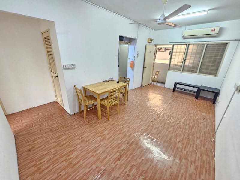 Pangsapuri untuk Disewa di Pangsapuri Seri Jati - Leo Koh - Dining Room - PropertyGuru.com.my