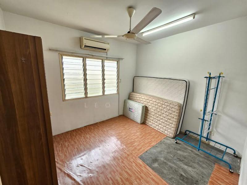 Pangsapuri untuk Disewa di Pangsapuri Seri Jati - Leo Koh - Bedroom - PropertyGuru.com.my