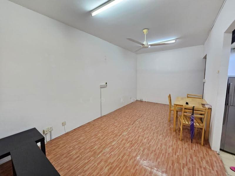 Pangsapuri untuk Disewa di Pangsapuri Seri Jati - Leo Koh - Dining Room - PropertyGuru.com.my