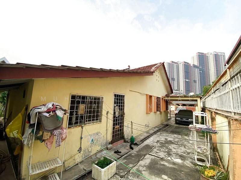 Rumah Banglo untuk Dijual di Taman Ayer Panas (Setapak) - Muhammad Iqmal Rahiman - Exterior - PropertyGuru.com.my